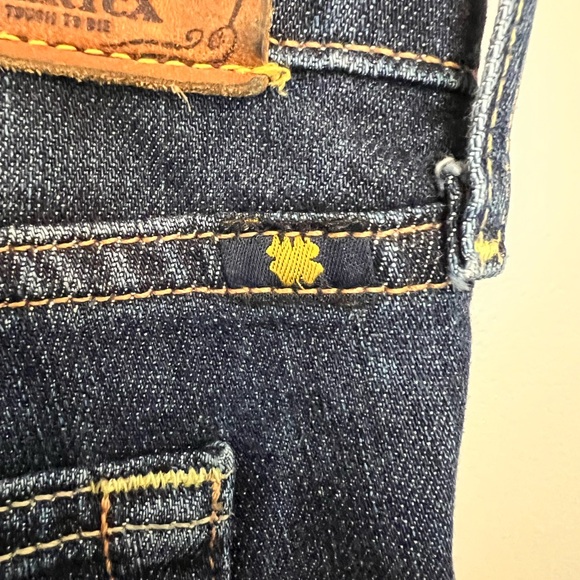 Lucky Brand Sweet'n Low Women’s Boot Cut Med Wash Blue Jeans Size 10x30 - Picture 4 of 8